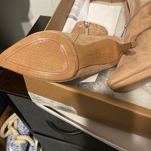 Jessica Simpson Cheyenne supreme stretch micro fiber size 7 bootie - Picture 2 of 4